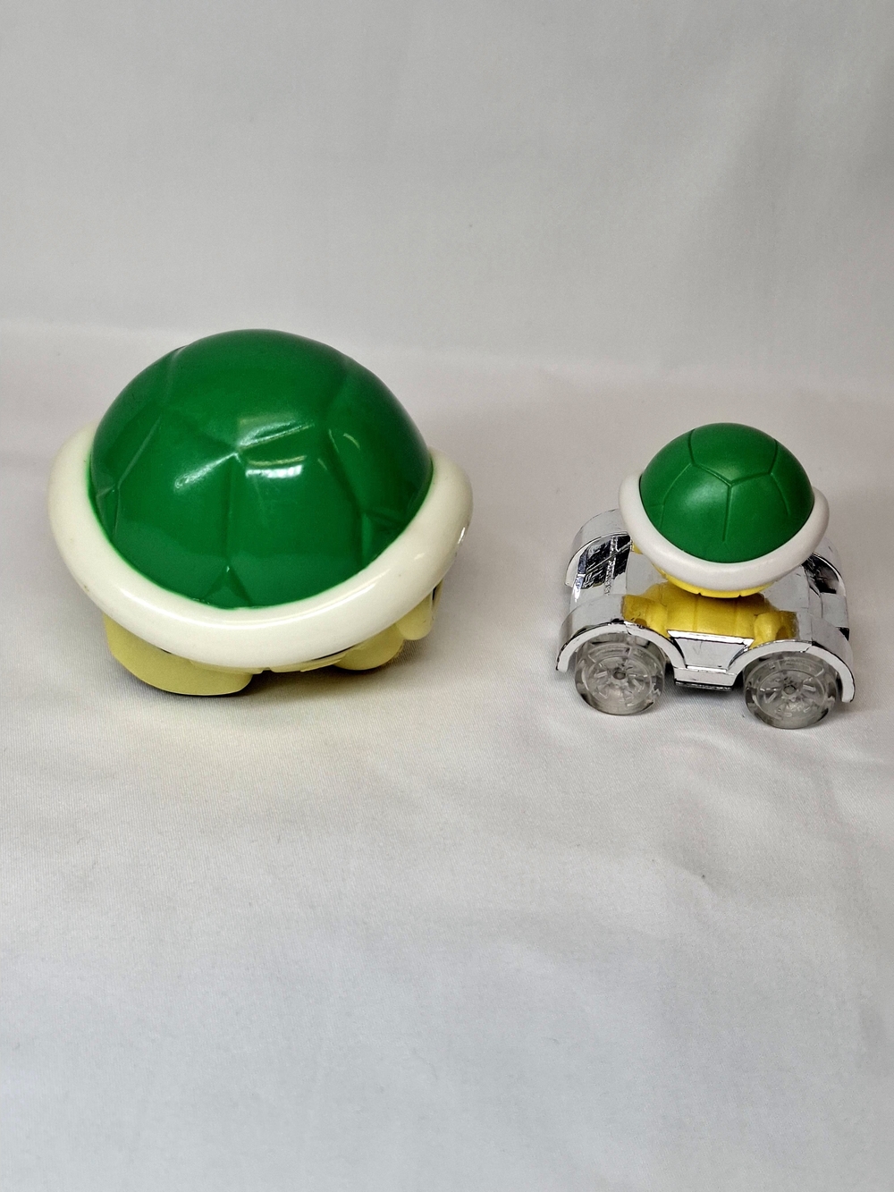 Nintendo Mario Kart Green Shell Koopa Troopa Pullback + Hot Wheels Chrome Car